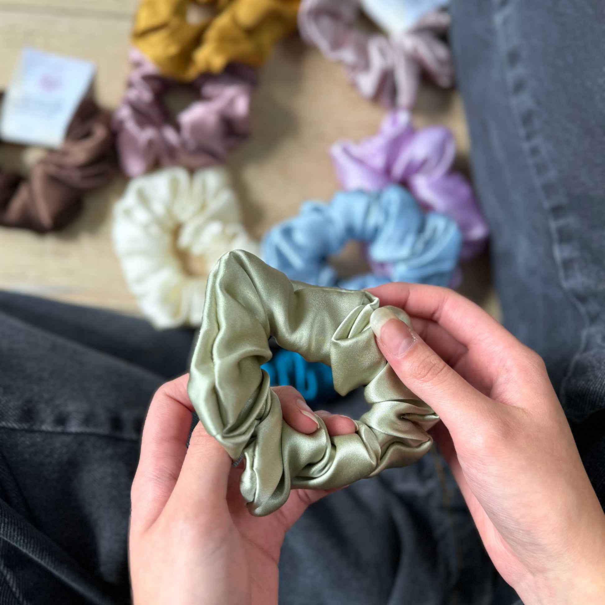 scrunchie green